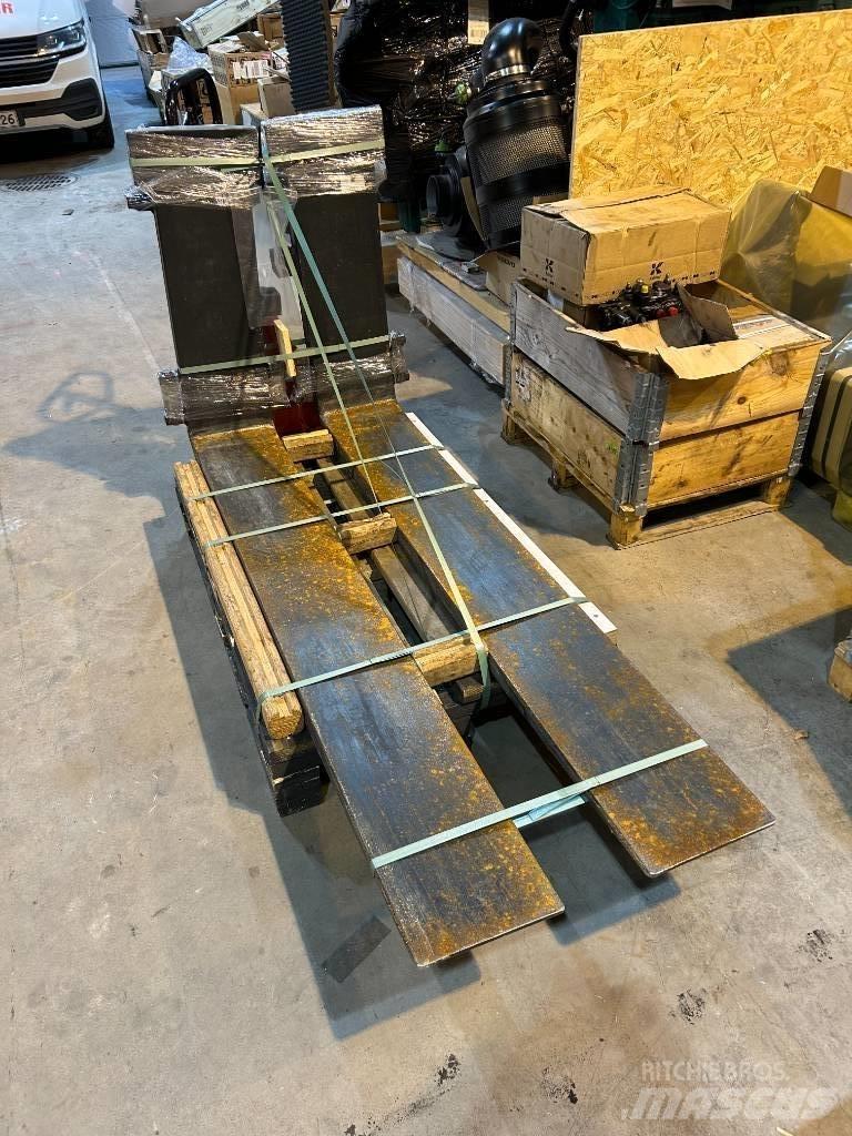 Kalmar DCG80-9 叉