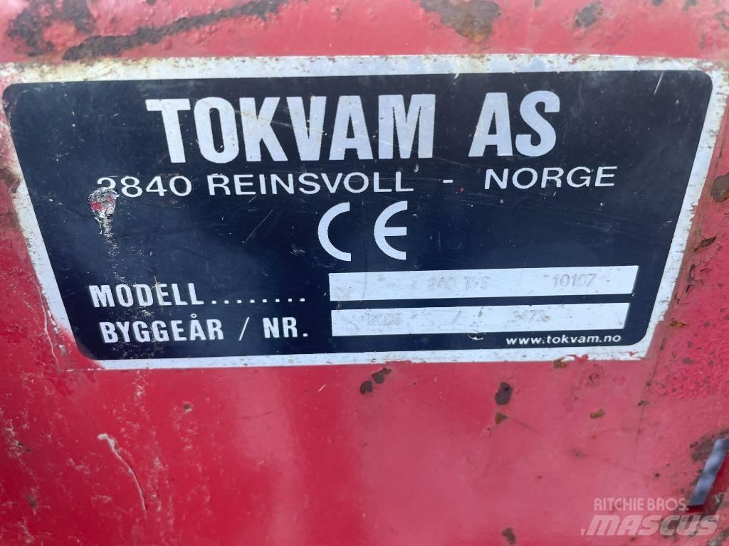 Tokvam 240HTS 掃雪機