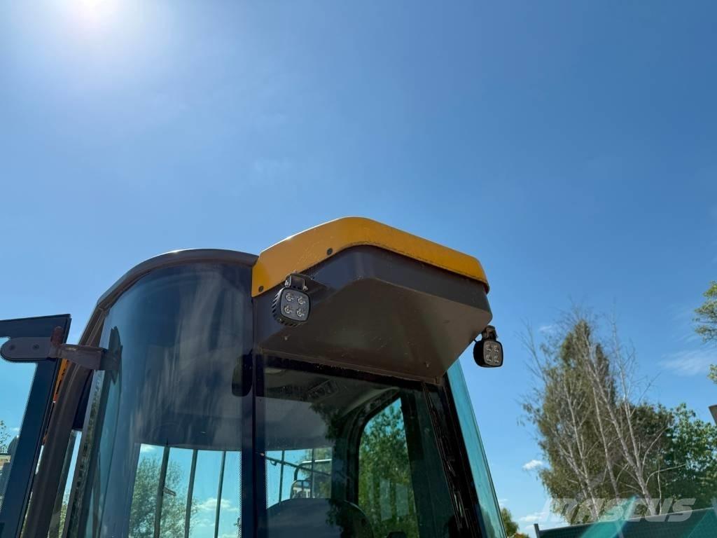 Mecalac 6 SMDX 側卸礦車
