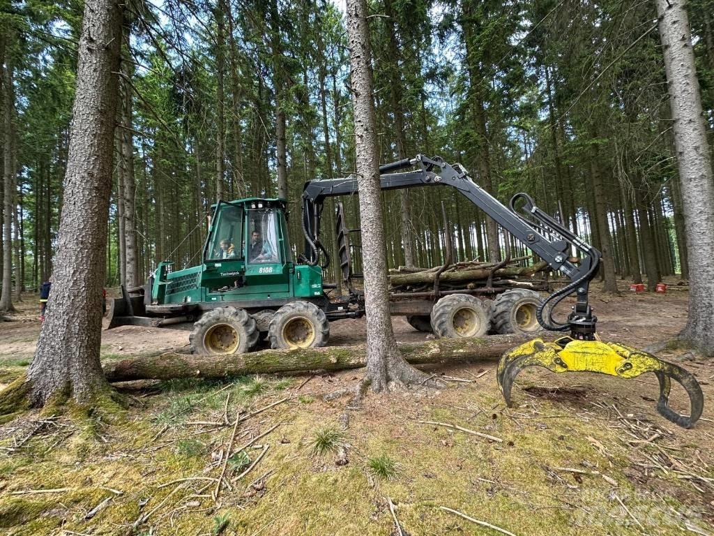 Timberjack 810 B 集運機