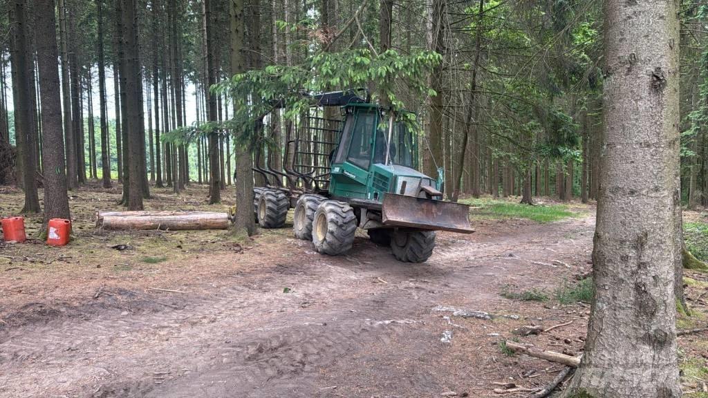 Timberjack 810 B 集運機