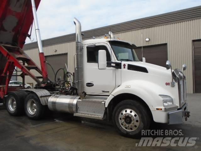 Kenworth T 880 曳引機組件