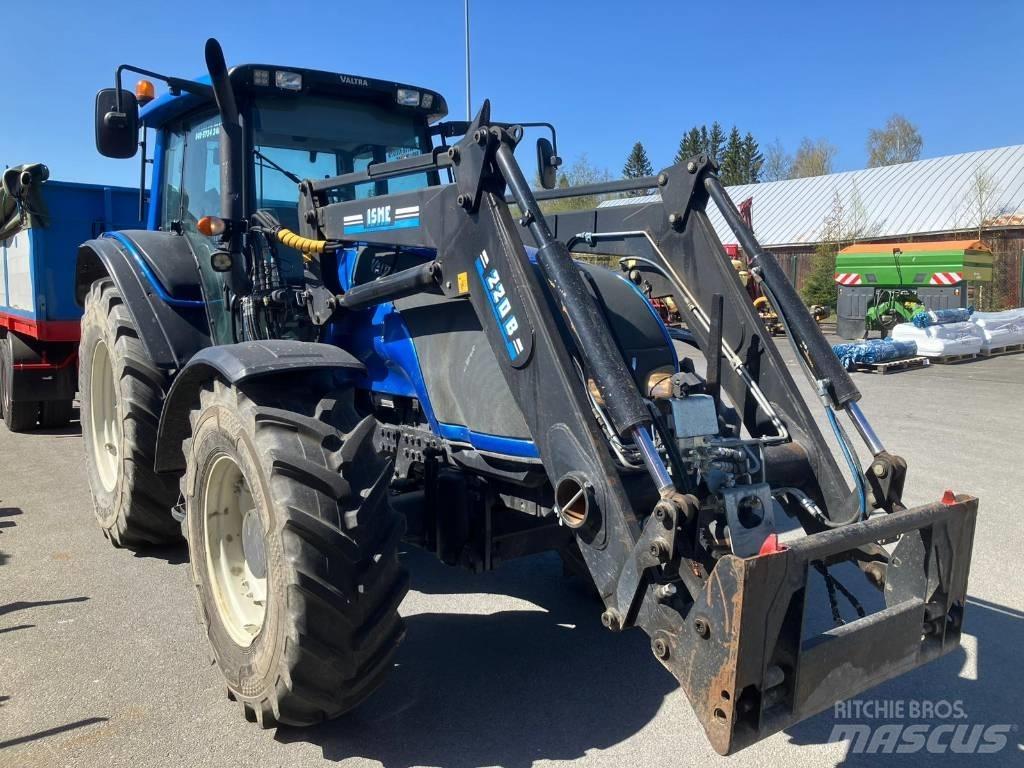 Valtra T 151 曳引機