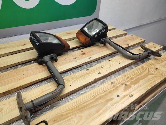 Atlas AR 65 lamp 駕駛室與內部