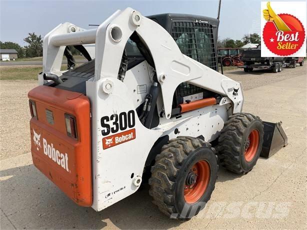 Bobcat S 300 滑移轉向裝載機
