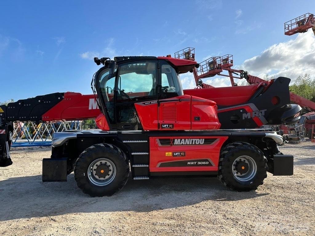 Manitou MRT 3060 伸縮臂操作車