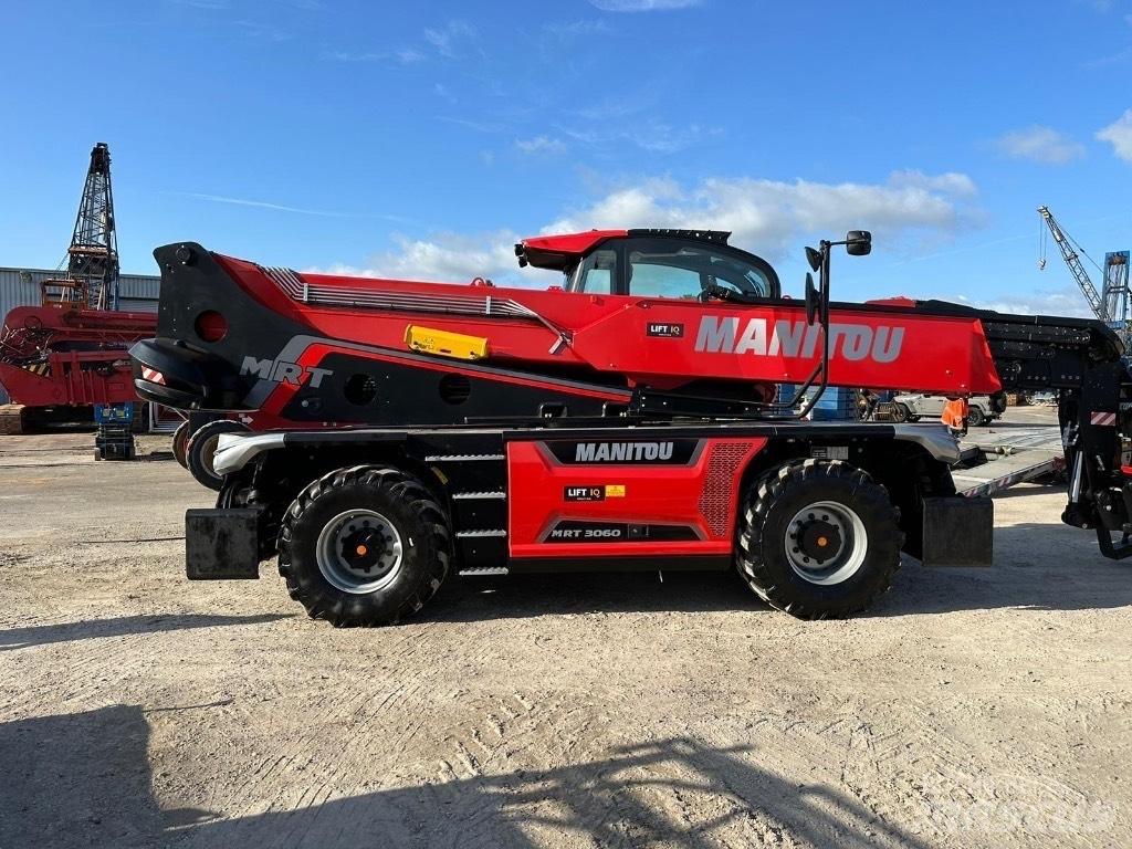 Manitou MRT 3060 伸縮臂操作車