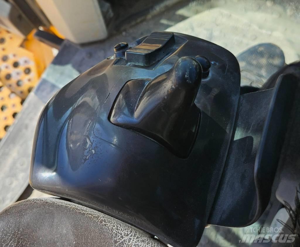 Volvo L 260 H 輪胎式裝載機