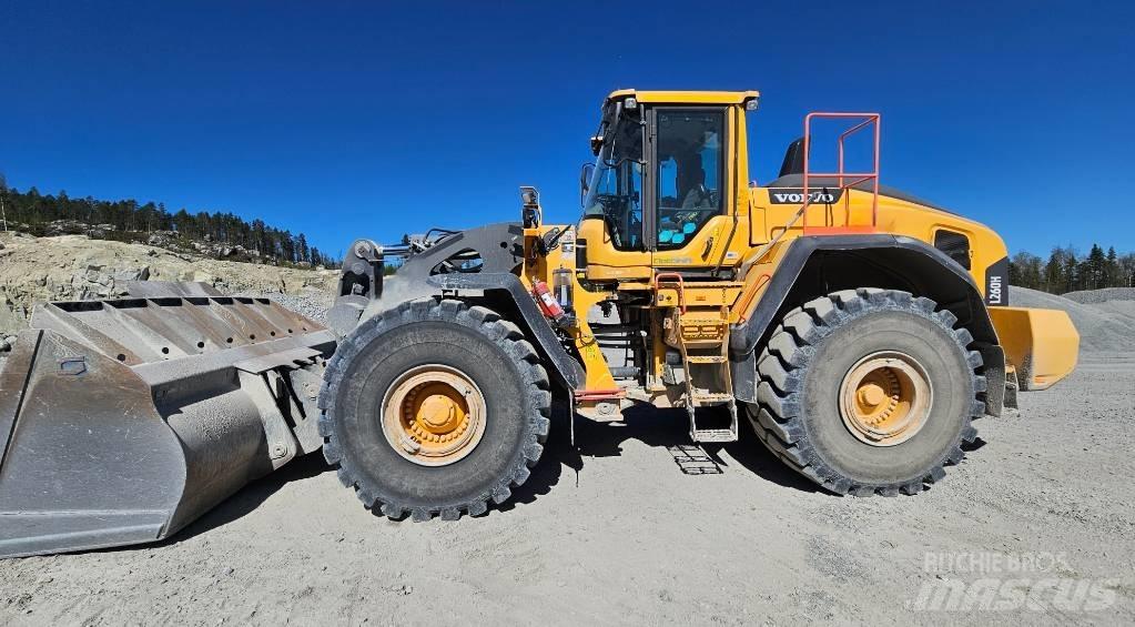 Volvo L 260 H 輪胎式裝載機