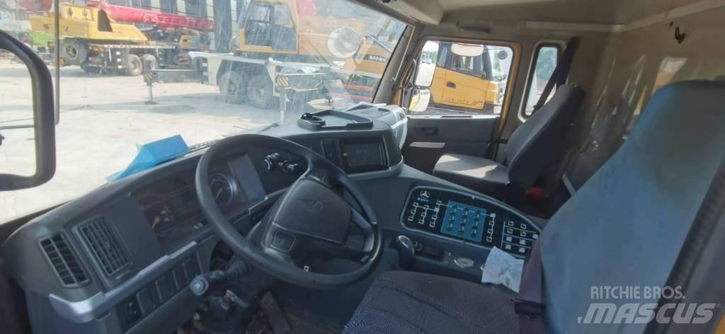 Sany SAC1300T 全路面起重機/吊車