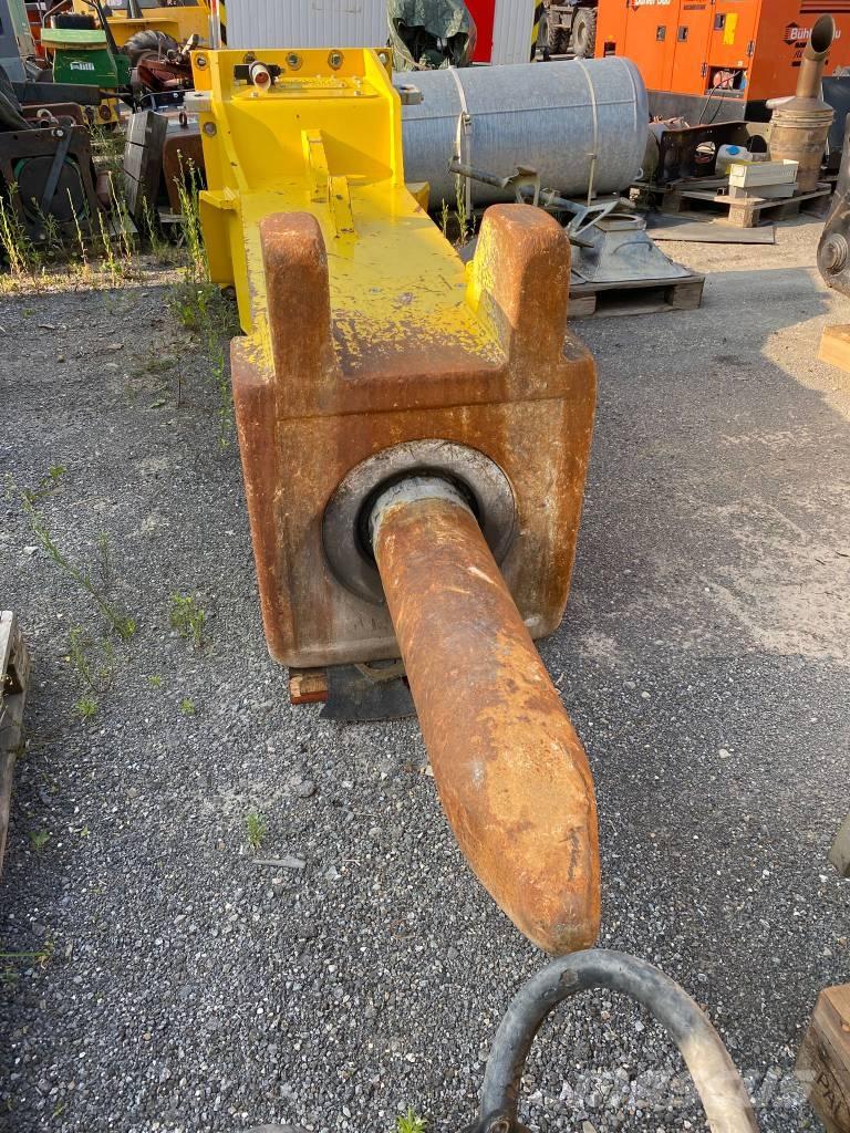 Epiroc HB7000 鐵鎚/碎石機