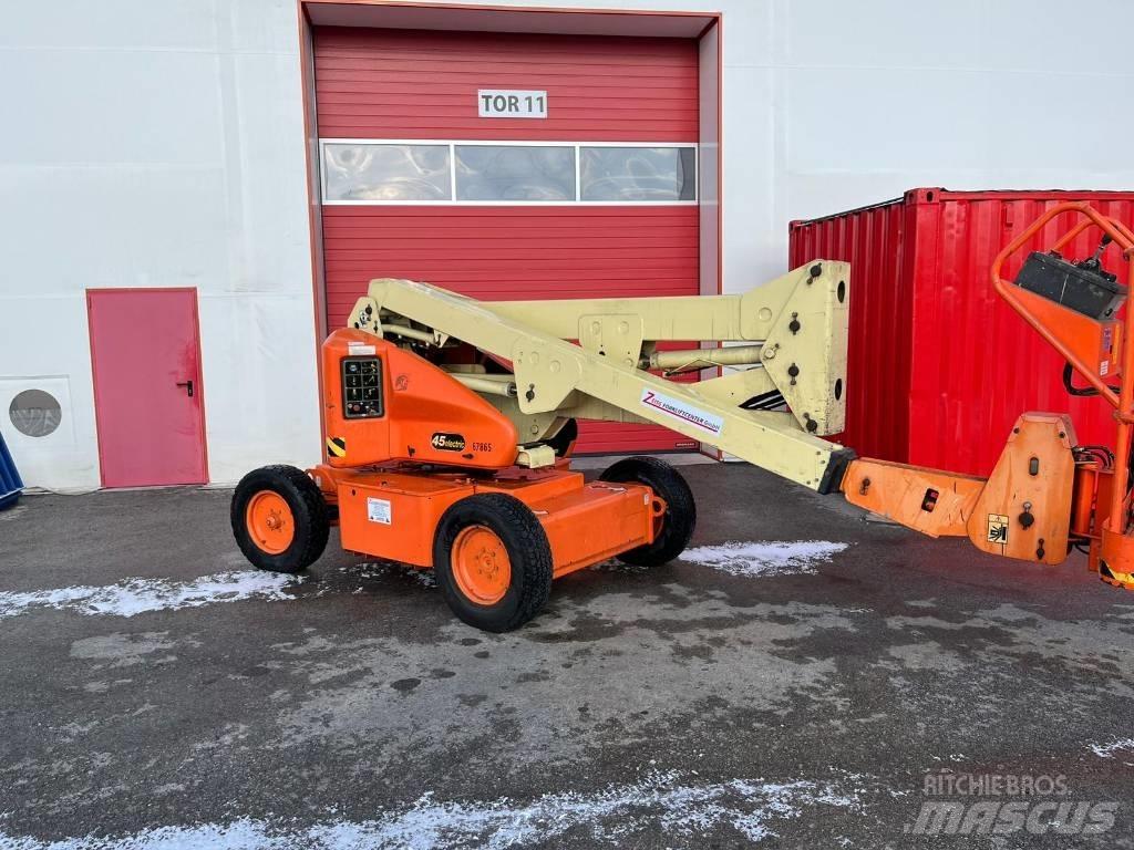 JLG 45 E 曲臂高空作業車
