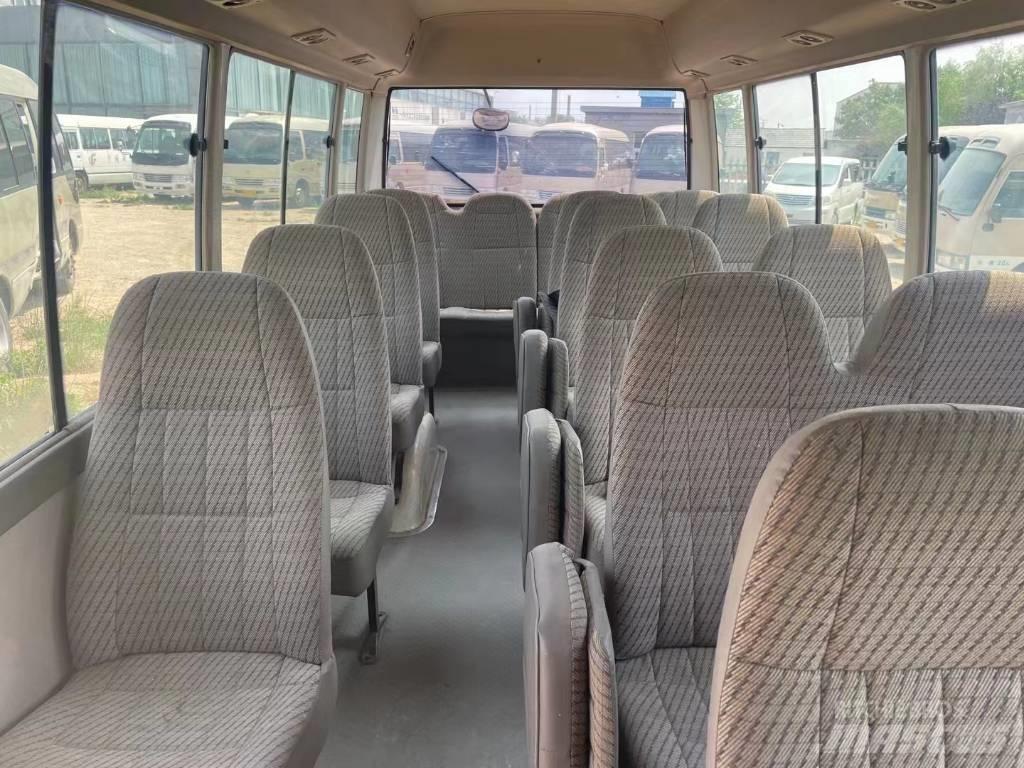 Toyota Coaster 公路客運汽車