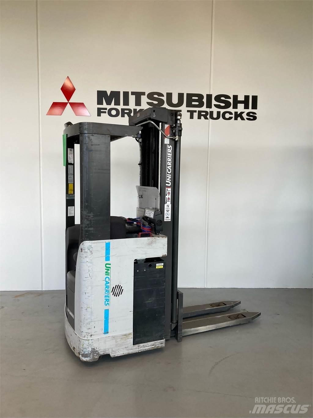Atlet XSN160E 平台型低架升降機