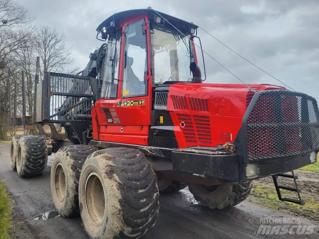 Komatsu 865 集運機