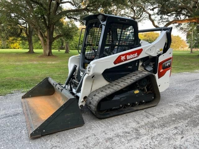 Bobcat T64 滑移轉向裝載機