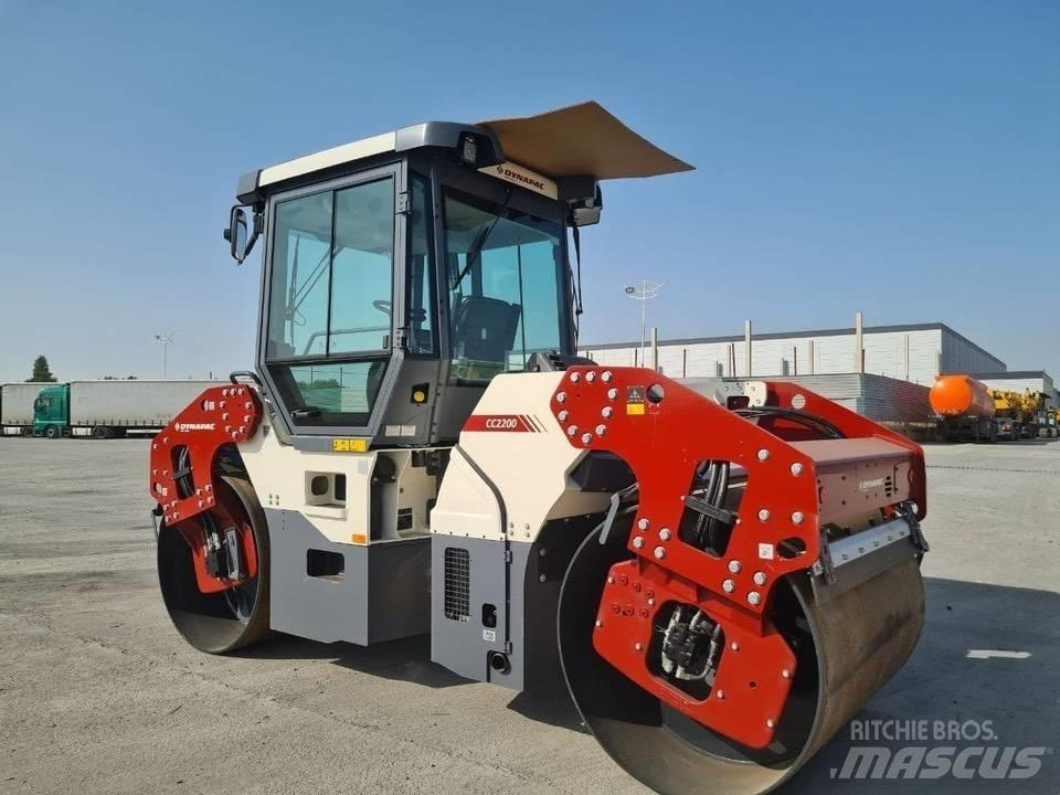 Dynapac CC2200 雙輪滾壓機