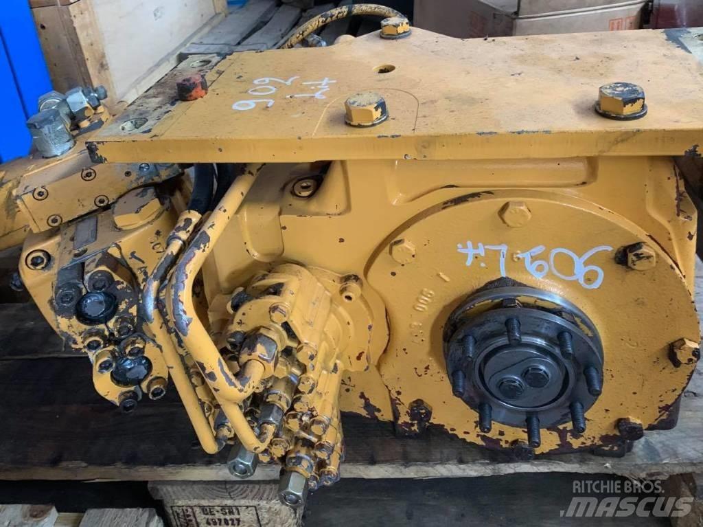 Liebherr 902 傳動裝置