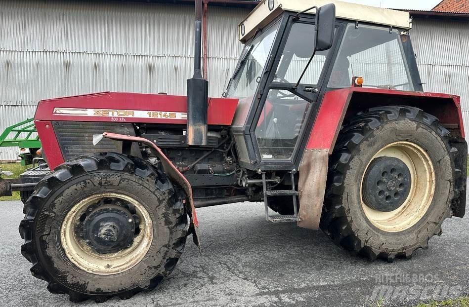 Zetor 12145 曳引機
