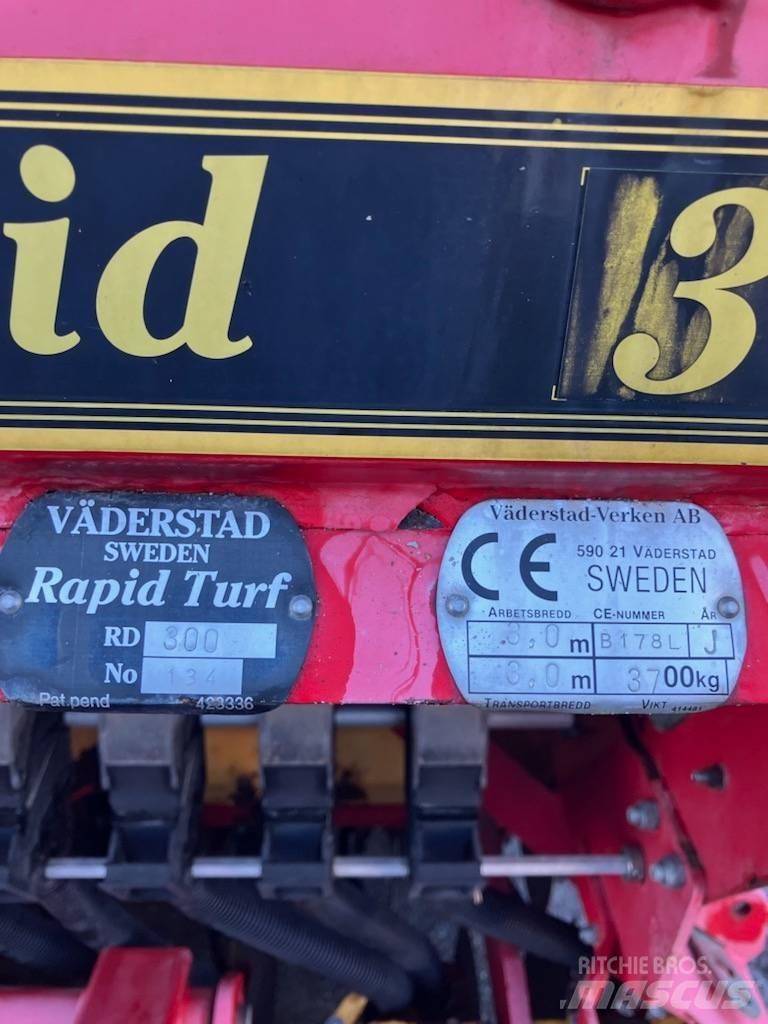 Väderstad Rapid Turf 追肥設備