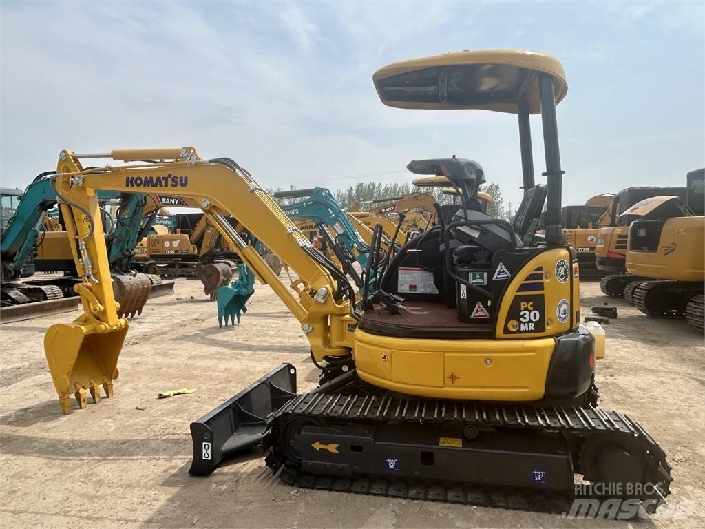 Komatsu PC30 小型挖土機/掘鑿機<7t(小型挖掘機)