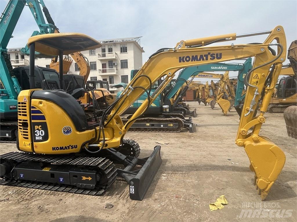 Komatsu PC30 小型挖土機/掘鑿機<7t(小型挖掘機)