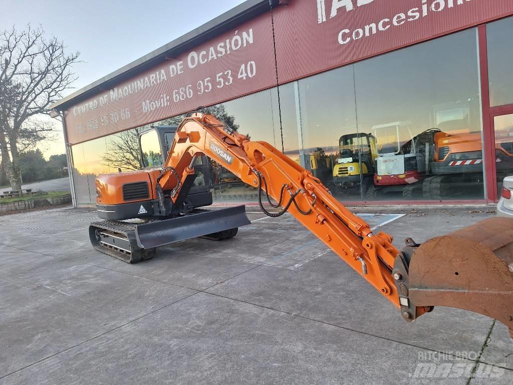 Doosan DX 80 R 中型挖土機/掘鑿機/挖掘機 7t-12t