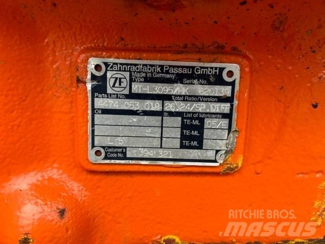 Hitachi Drive Axle 軸