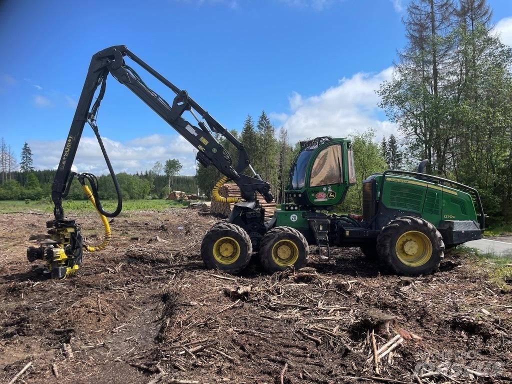 John Deere 1270 G 收穫機