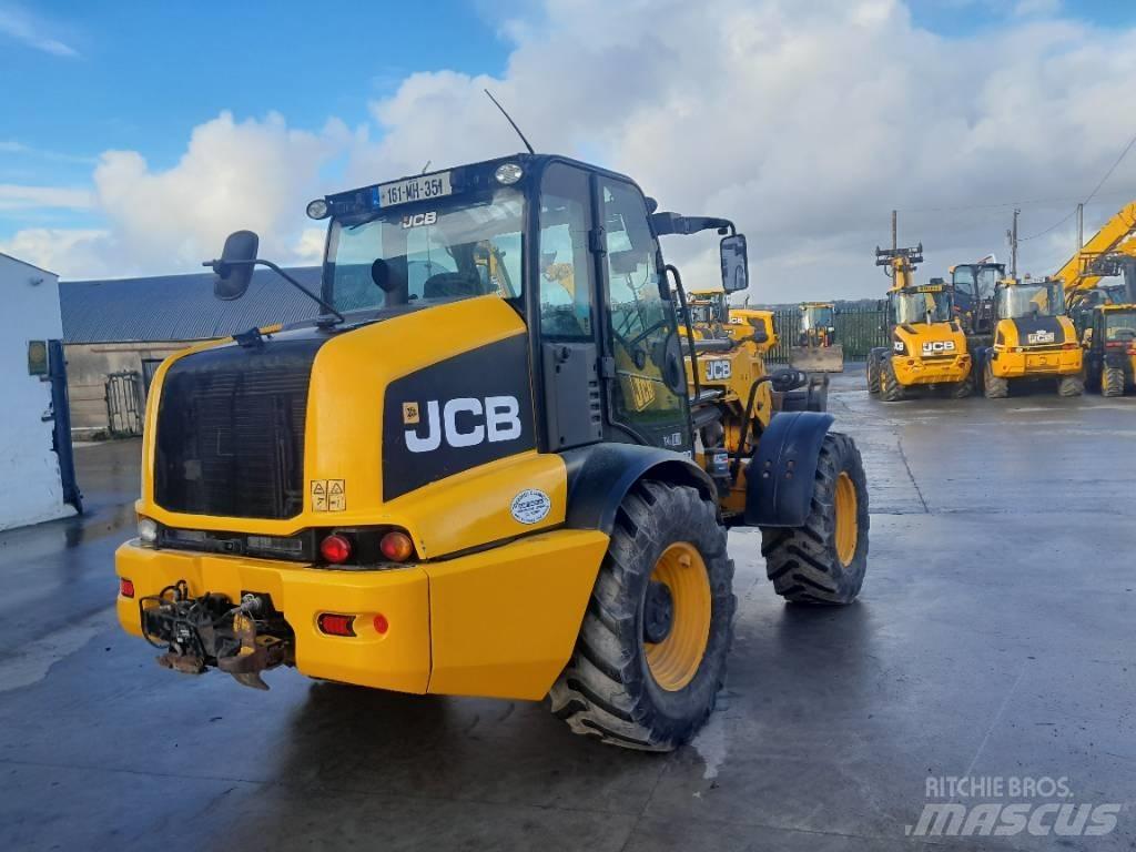 JCB TM 320 S 農業用伸縮臂裝載機