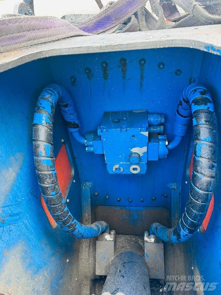 Trevibenne FR28 工程軋碎機(壓碎機)