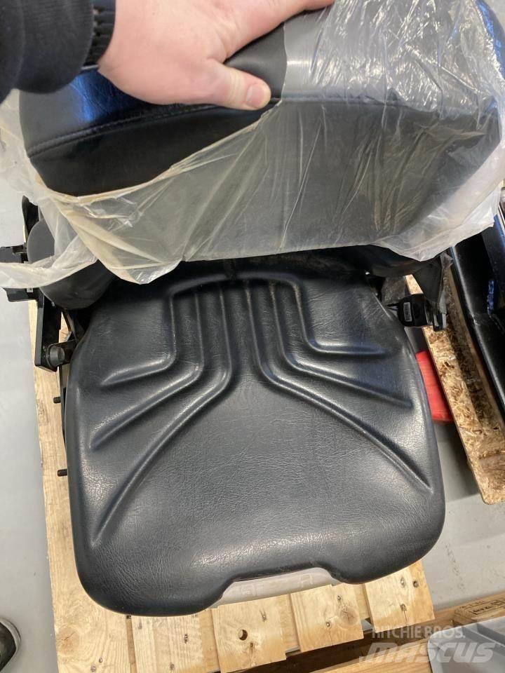  Øvrige Sæde 輪胎、車輪和輪圈