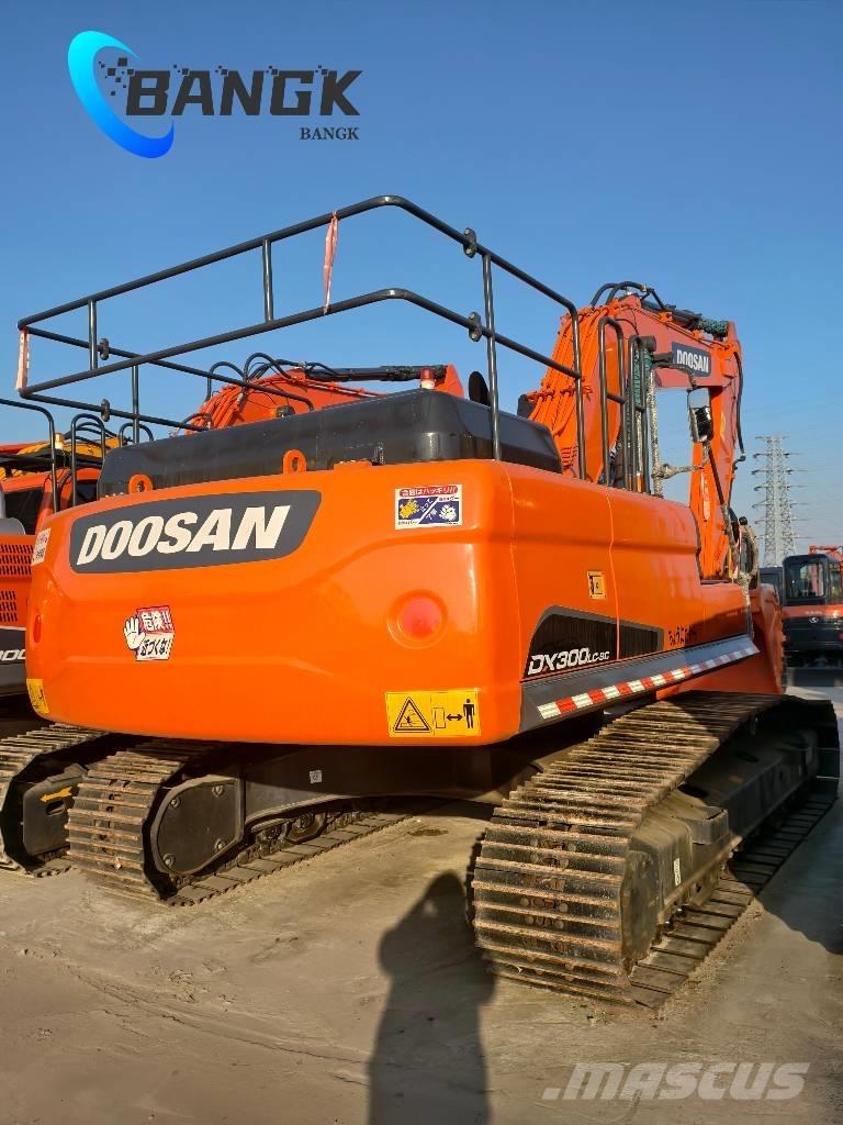 Doosan DX 300 LC 履帶式 挖土機/掘鑿機/挖掘機