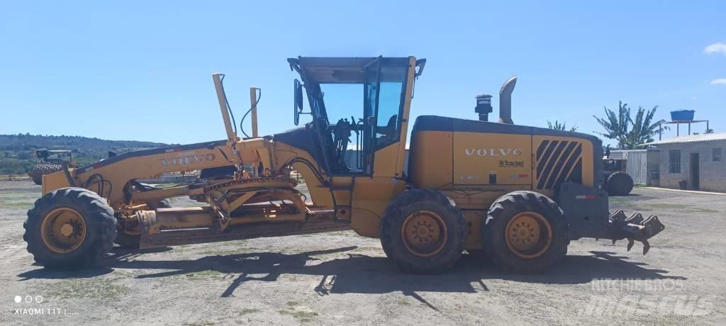 Volvo G 940 平土機
