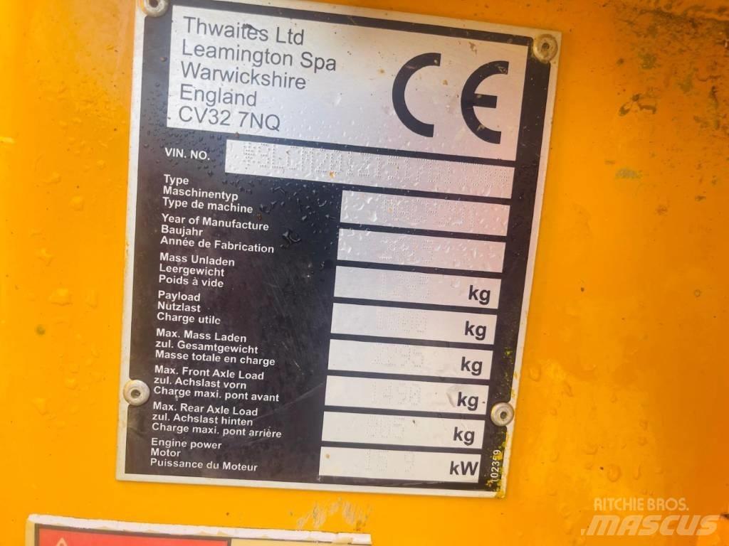 Thwaites Mach 201 側卸礦車