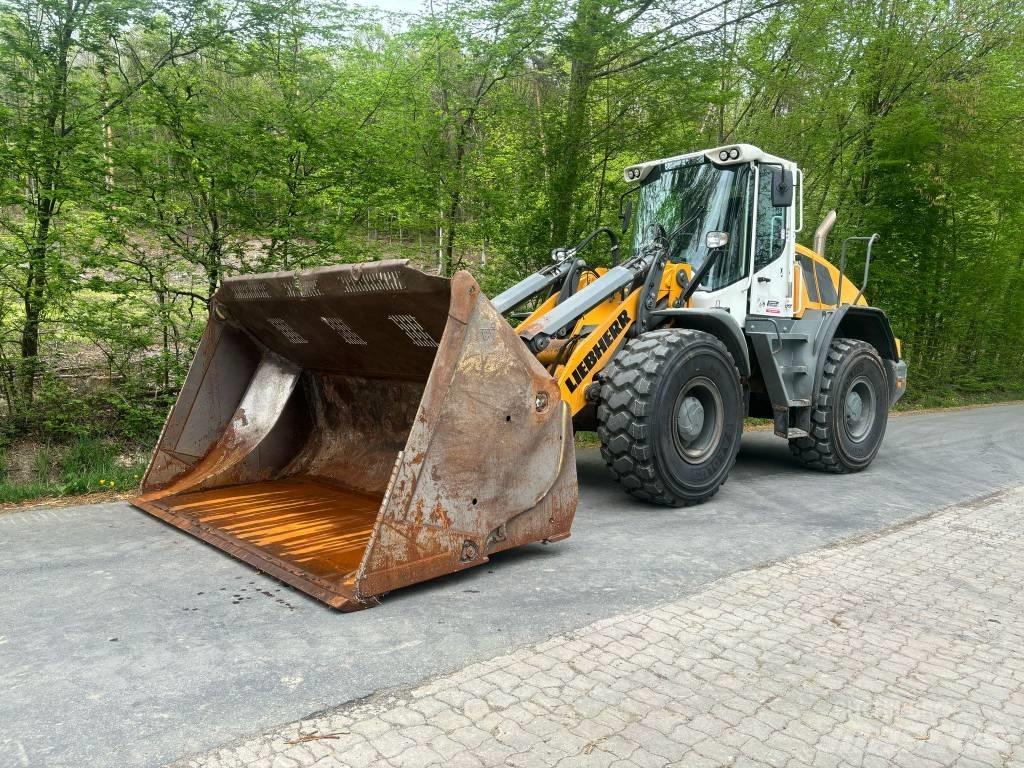 Liebherr L546 輪胎式裝載機