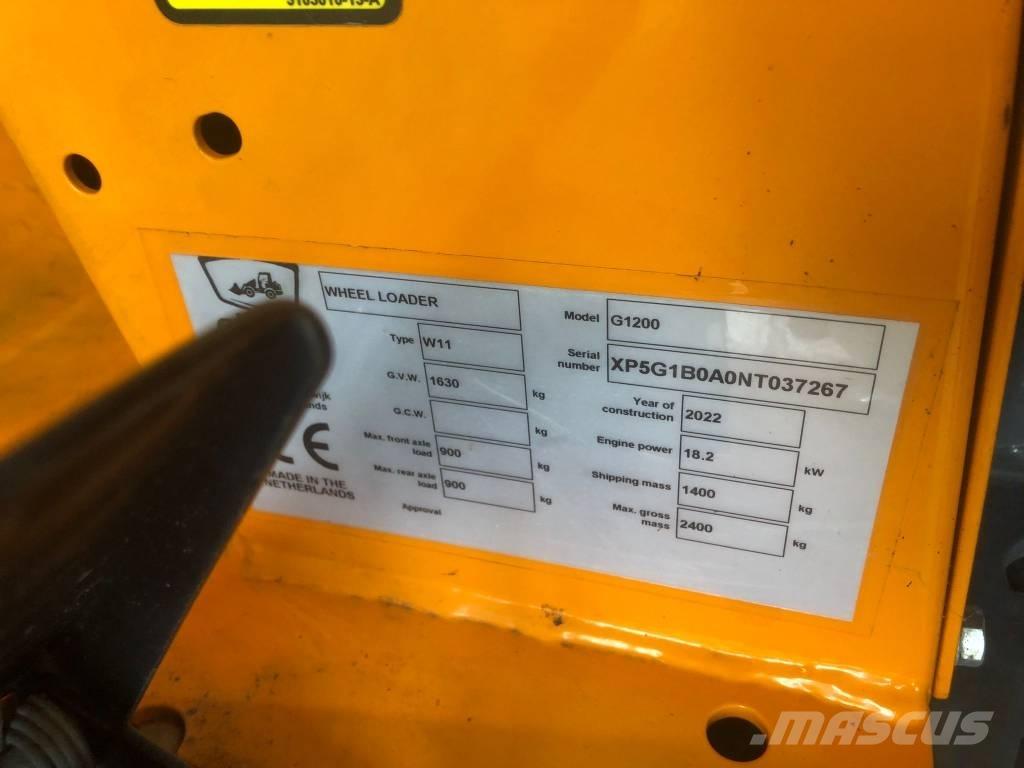 GiANT G 1200 多功能裝載機