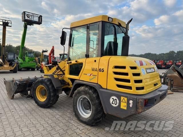 Komatsu WA 65-3 輪胎式裝載機