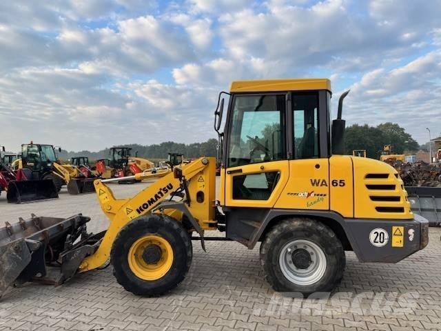 Komatsu WA 65-3 輪胎式裝載機