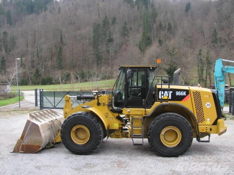 CAT 966K Top stanje 輪胎式裝載機