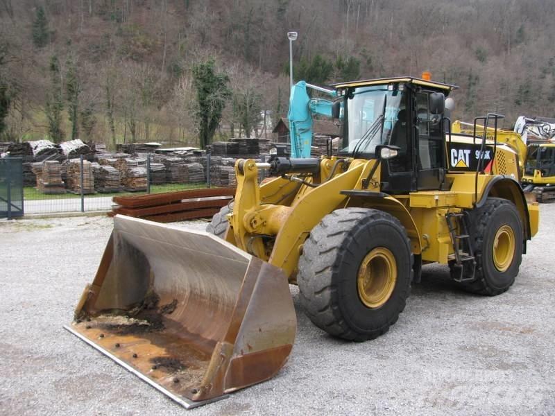 CAT 966K Top stanje 輪胎式裝載機