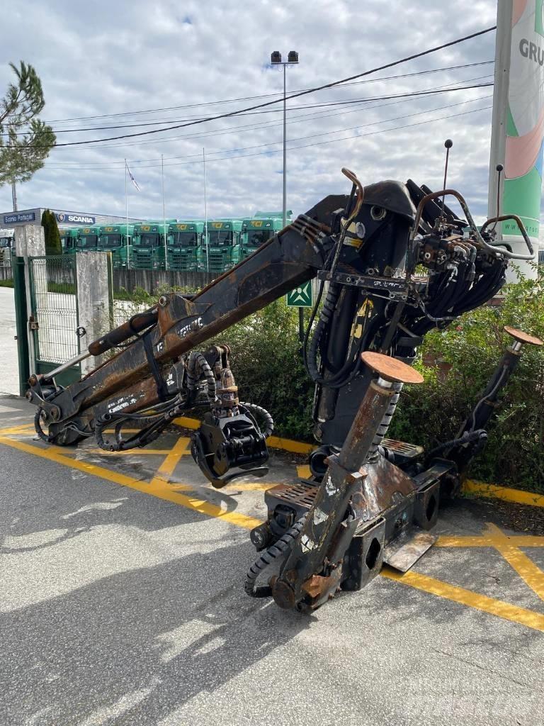 Guerra 83N1 起重機和裝載機