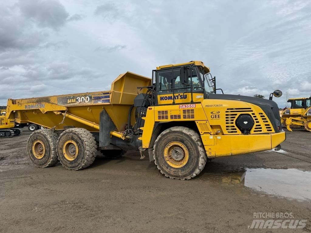 Komatsu HM300-5 鉸接式起吊車