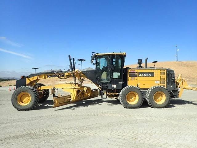 Komatsu GD655-7 平土機