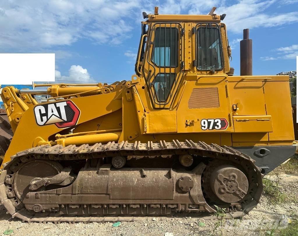 CAT 973 輪胎式裝載機