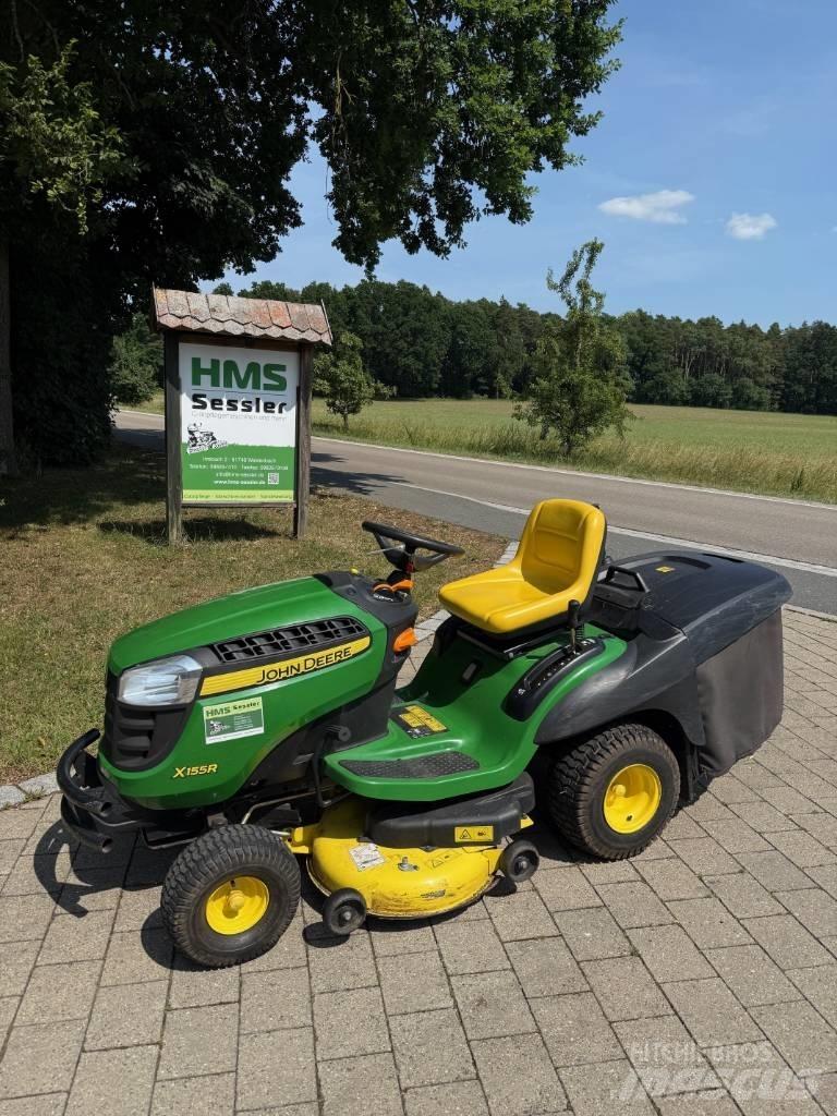 John Deere X 155 R 騎乘式割草機