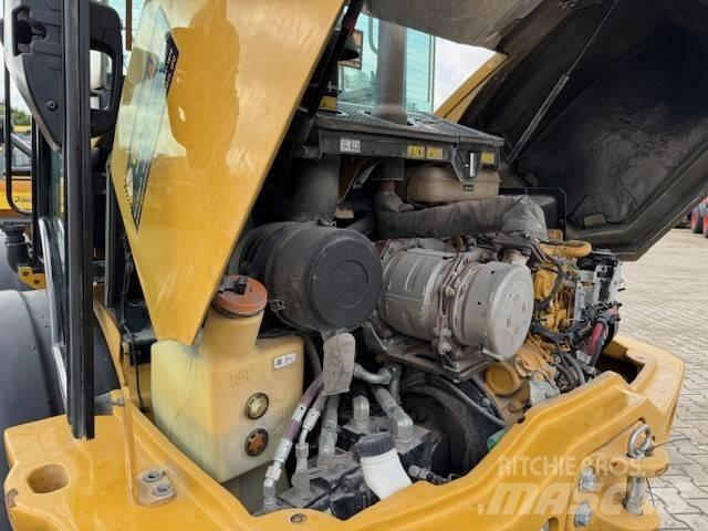 CAT 908 輪胎式裝載機