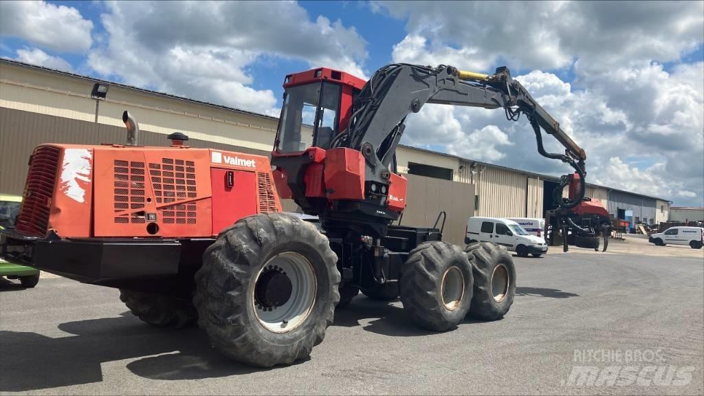 Valmet 941 收穫機