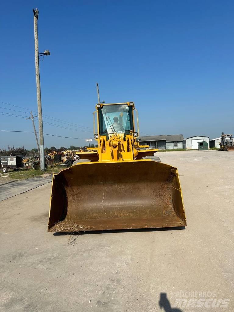 CAT 938G 輪胎式裝載機