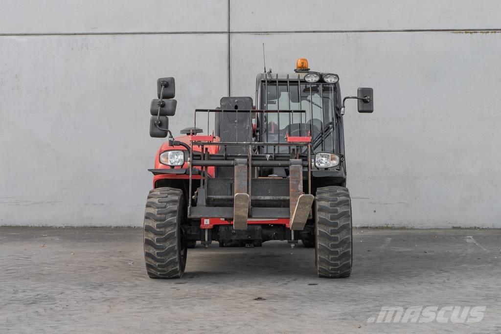 Manitou MT 625 伸縮臂操作車
